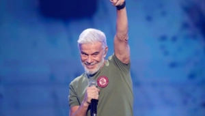 Олег Газманов прокомментировал слухи о проблемах с позвоночником Олег Газманов прокомментировал слухи о проблемах с позвоночником