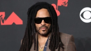 Ленни Кравиц рассказал, как на одном из концертов на него напала фанатка