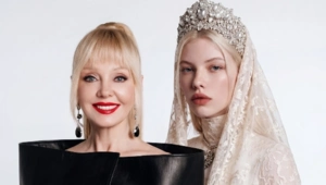 Валерия выпустила дуэт с ИИ-артисткой Sasha Komovich в свой день рождения