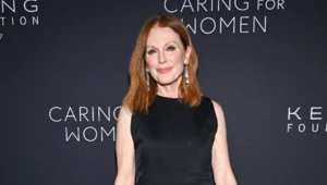 Джулианна Мур показала редкое фото повзрослевшей дочери в день ее 24-летия Джулианна Мур показала редкое фото повзрослевшей дочери в день ее 24-летия