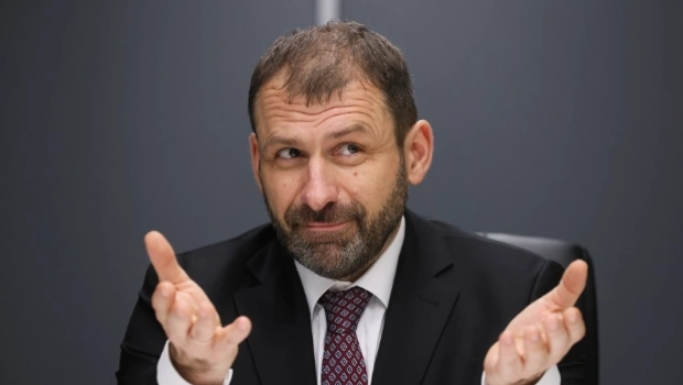 Миллиардер выкупил права на альбом Гуфа, чтобы удалить его со всех площадок