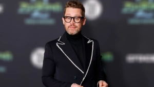 Маколей Калкин хочет вернуться в «Один дома» и поменяться местами с грабителями Маколей Калкин хочет вернуться в «Один дома» и поменяться местами с грабителями