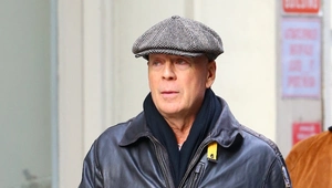 Жена тяжелобольного Брюса Уиллиса опровергла слухи о его состоянии: «Перестаньте пугать людей» Жена тяжелобольного Брюса Уиллиса опровергла слухи о его состоянии: «Перестаньте пугать людей»