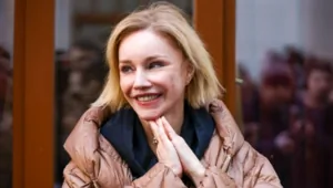 60-летняя Марина Зудина удивила поклонников новыми снимками