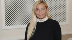48-летняя Ирина Пегова похвасталась постройневшей фигурой в купальнике 48-летняя Ирина Пегова похвасталась постройневшей фигурой в купальнике