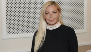 48-летняя Ирина Пегова похвасталась постройневшей фигурой в купальнике