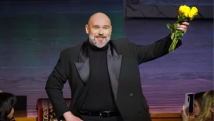 Максим Аверин отметил 50-летие выпуском книги