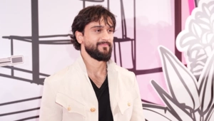 Сабина Хайрова и откровения об одиночестве: как прошла презентация нового альбома JONY