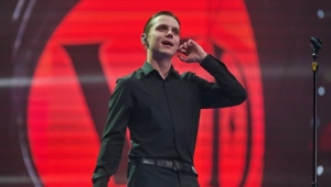 Алексей Щербаков провел курс по перелазанною забора для Вани Дмитриенко