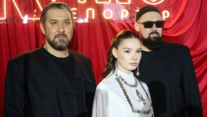 Вокалистка AY YOLA Адель Шайхитдинова рассказала, почему не боится потерять популярность Вокалистка AY YOLA Адель Шайхитдинова рассказала, почему не боится потерять популярность