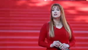 Вера Сотникова пожаловалась на раскритиковавшую ее внешность незнакомку