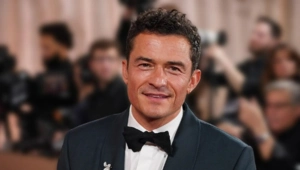 Орландо Блума заметили на «Супербоуле» с новой пассией-моделью — в отместку Кэти Перри