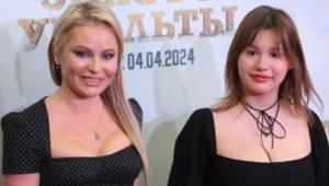 Дана Борисова резко отреагировала на встречу с дочерью после скандала Дана Борисова резко отреагировала на встречу с дочерью после скандала