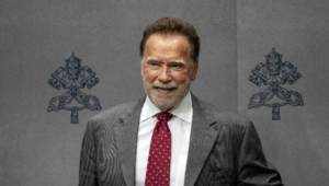 Арнольд Шварценеггер организовал особое мероприятие для ветеранов: «Делайте добро»