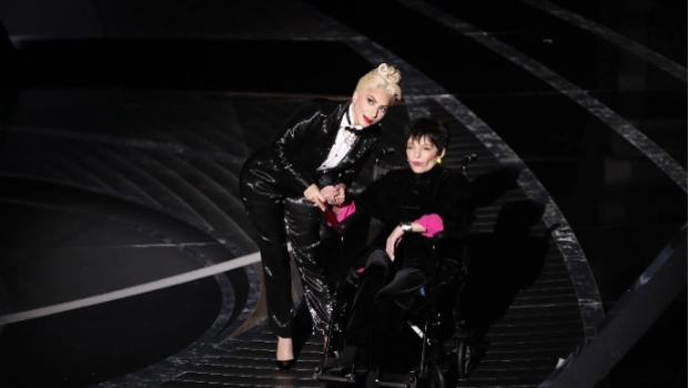 Лайза Минелли раскритиковала Леди Гагу за унизительный поступок на «Оскаре»