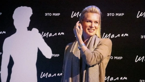 Поклонники не оценили новую внешность 49-летней Олеси Судзиловской: «Словно восковая»