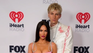 Что сейчас происходит в отношениях Меган Фокс и Machine Gun Kelly после разрыва и рождения ребенка