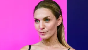 Анна Ещенко рассказала, как попала в страшную аварию: «Машину собирали по кусочкам» Анна Ещенко рассказала, как попала в страшную аварию: «Машину собирали по кусочкам»