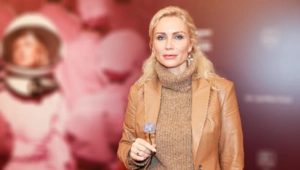 Катя Гордон хочет взыскать компенсацию с Елены Товстик за сорванное дело Катя Гордон хочет взыскать компенсацию с Елены Товстик за сорванное дело