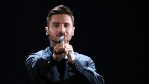 Сергей Лазарев пошутил про неприятный запах своего директора