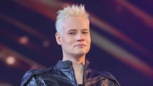 SHAMAN оплатил установку дорогостоящих брекетов школьнице из Северодвинска