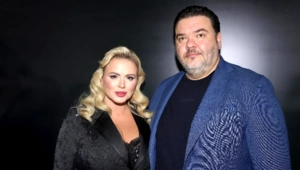 Анна Семенович призналась, что жених до сих пор не сделал ей предложение