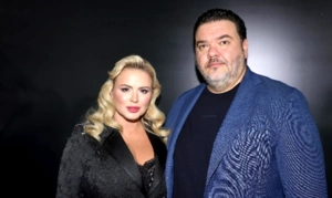 Анна Семенович призналась, что жених до сих пор не сделал ей предложение