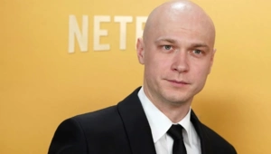 Юра Борисов приступает к репетициям спектакля «Гамлет» в МХТ им. Чехова Юра Борисов приступает к репетициям спектакля «Гамлет» в МХТ им. Чехова