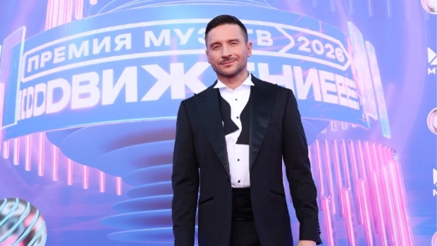 Лазарев расплакался, получая награду за тур «Шоумен» на Премии МУЗ-ТВ