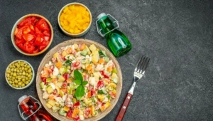 Салат с ананасами и курицей: идеальный рецепт