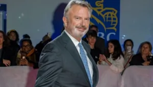 Умер звезда «Парка Юрского периода» Сэм Нил Умер звезда «Парка Юрского периода» Сэм Нил