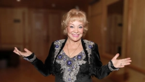 82-летняя Екатерина Шаврина представила молодого мужа