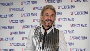 Анатолий Алешин развелся с молодой женой из-за измены