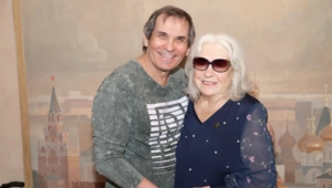 Бари Алибасов рассказал о новой жене и вспомнил брак с Лидией Федосеевой-Шукшиной Бари Алибасов рассказал о новой жене и вспомнил брак с Лидией Федосеевой-Шукшиной