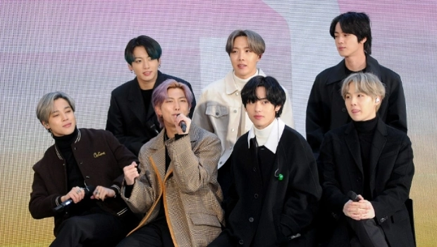 BTS выпустили клип на заглавный сингл «SWIM» из нового альбома «ARIRANG» BTS выпустили клип на заглавный сингл «SWIM» из нового альбома «ARIRANG»