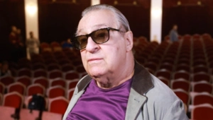 Геннадий Хазанов прокомментировал новость о дорогостоящей закупке икры для театра Геннадий Хазанов прокомментировал новость о дорогостоящей закупке икры для театра