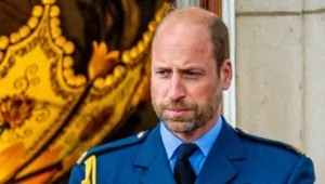 Принц Уильям поссорился с королевой Камиллой из-за свадебных украшений Принц Уильям поссорился с королевой Камиллой из-за свадебных украшений