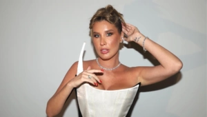 Кети Топурия объяснила популярность этнических песен и рассказала о семейных традициях Кети Топурия объяснила популярность этнических песен и рассказала о семейных традициях