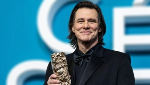 Организатор премии «Сезар» опроверг слухи о вручении награды визажисту Алексису Стоуну вместо Джима Керри