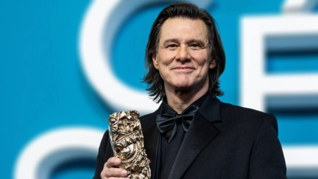 Организатор премии «Сезар» опроверг слухи о вручении награды визажисту Алексису Стоуну вместо Джима Керри