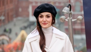 В России выйдет фильм «Два мира, одно желание» с участием Ханде Эрчел