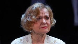 Валентина Талызина рассказала о 90-летнем юбилее и мечтах: «Ни годы, ни ботоксы не считала» Валентина Талызина рассказала о 90-летнем юбилее и мечтах: «Ни годы, ни ботоксы не считала»