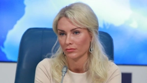 Екатерина Гордон ответила на обвинения Елены Товстик в пиаре на разводе