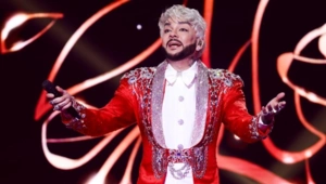 Автомобили и бриллианты: Филипп Киркоров назвал самые дорогие подарки близким людям