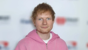 Эд Ширан устроил спонтанную караоке‑вечеринку вместе со звездой «Гарри Поттера» Эд Ширан устроил спонтанную караоке‑вечеринку вместе со звездой «Гарри Поттера»