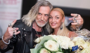 Никита Джигурда воссоединился с Анастасией Волочковой в центре реабилитации