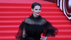 Елизавета Боярская ползала по сугробам и учила финский ради новой роли