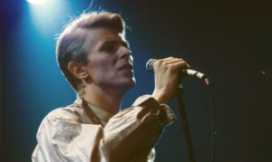 Песня Дэвида Боуи получила новую волну популярности после выхода финала «Очень странных дел»