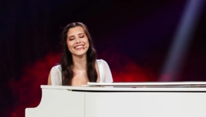 Анет Сай поделилась нежными фото с мужем 10AGE: «Самые ценные и важные моменты»