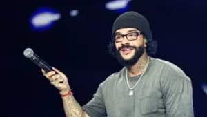 Тимати ответил на критику своих качеств как мужа и отца Тимати ответил на критику своих качеств как мужа и отца